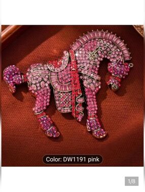 🆕️🐴 PINK & FUSHIA RHINESTONE ENCRUSTED HORSE BROOCH / PIN 🐴